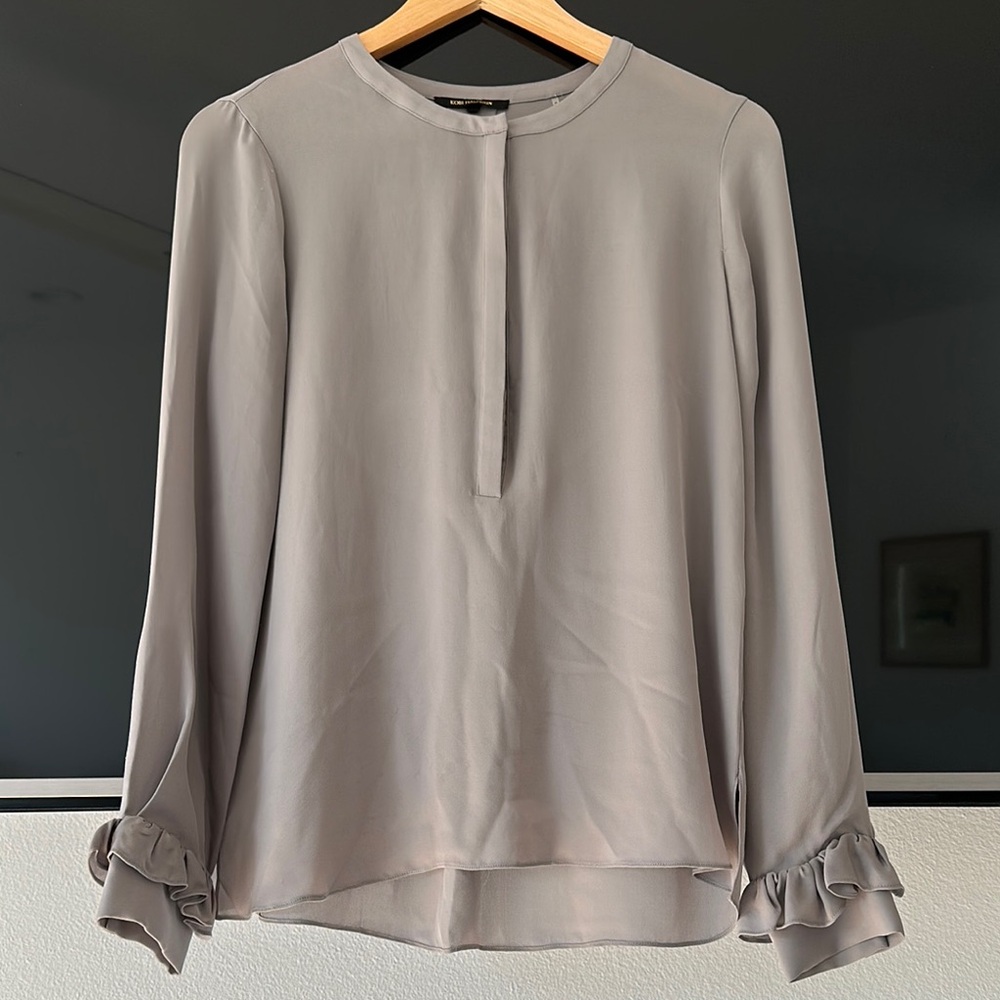 Kobi Halperin Gray Silk Blouse with Ruffled Cuffs